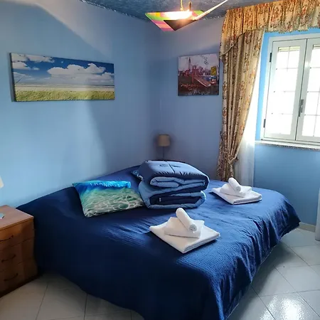 Vicky's By V Bed & Breakfast