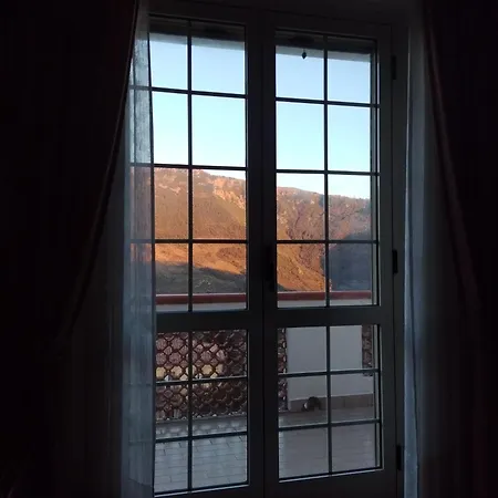 Vicky's By V Bed & Breakfast *