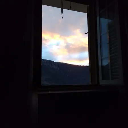 Vicky's By V Bed & Breakfast *