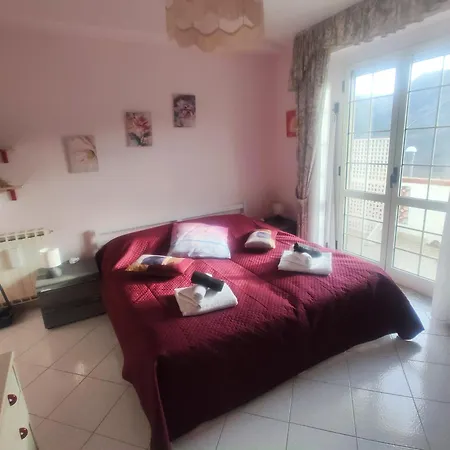 Vicky's By V Bed & Breakfast *