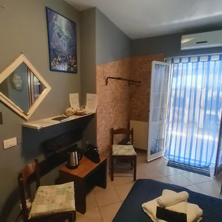 Vicky's By V Bed and Breakfast *