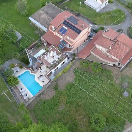 Vicky's By V Papasidero