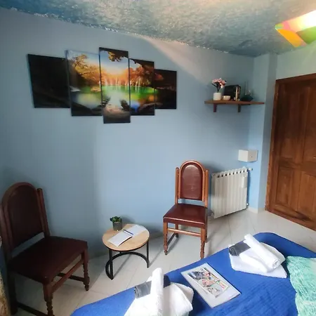 Vicky's By V Bed & Breakfast