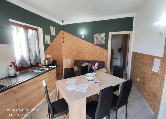 Vicky's By V Alojamento de Acomodação e Pequeno-almoço *