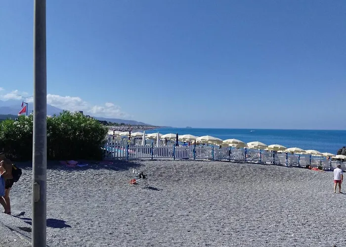 Alojamento de Acomodação e Pequeno-almoço Vicky's By V Papasidero