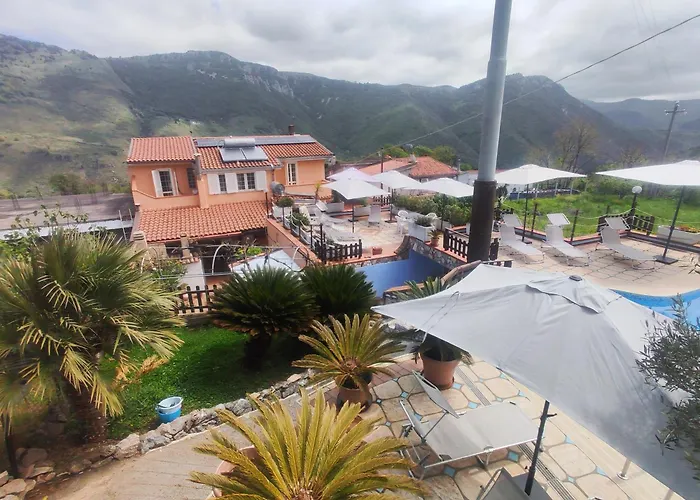 Vicky's By V Papasidero